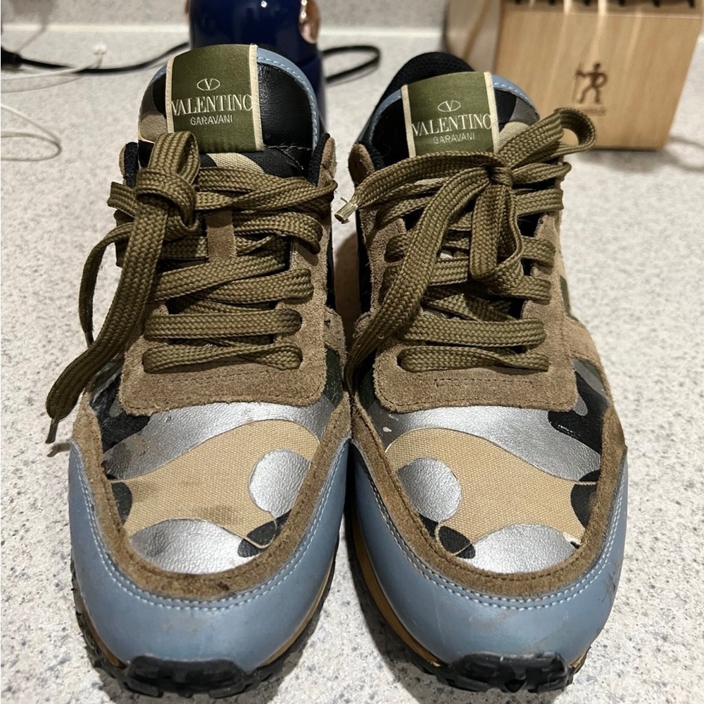 Vintage Valentino sneakers